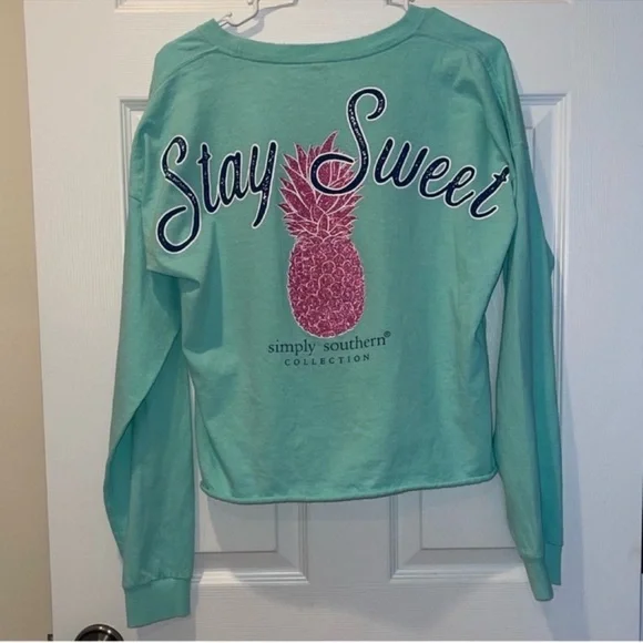 Simply Southern cropped tee - Picture 1 of 10